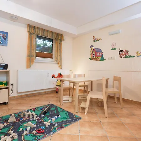 Appartementhaus Binzer Sterne 13 * Binz