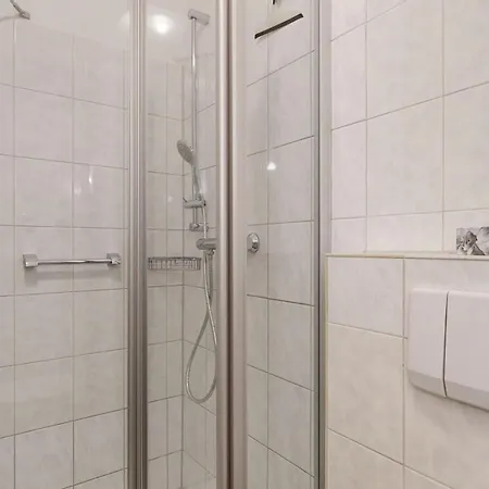 Appartementhaus Binzer Sterne 13 Binz